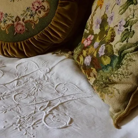 De Gudanes Bed & Breakfast *