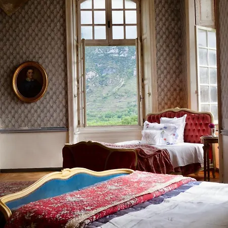 De Gudanes Bed & Breakfast Château-Verdun