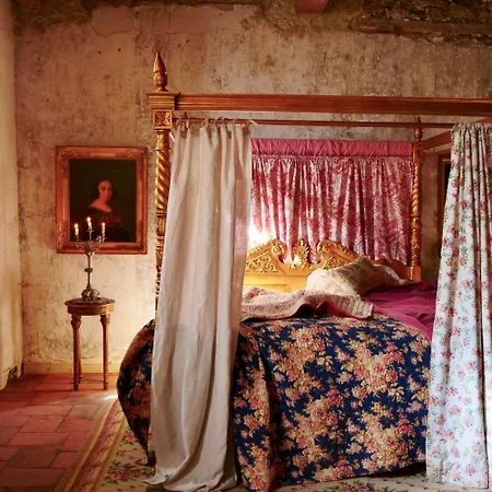 De Gudanes Bed and Breakfast *