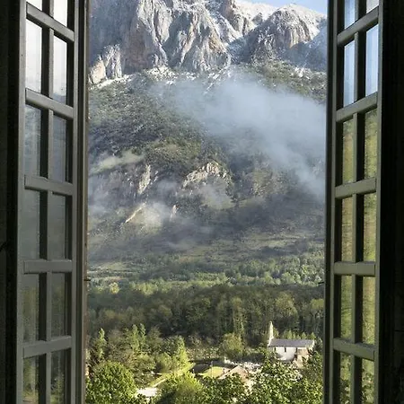 De Gudanes Bed and breakfast