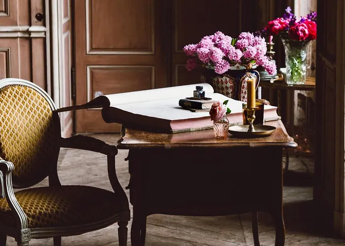 De Gudanes לינה וארוחת בוקר Château-Verdun