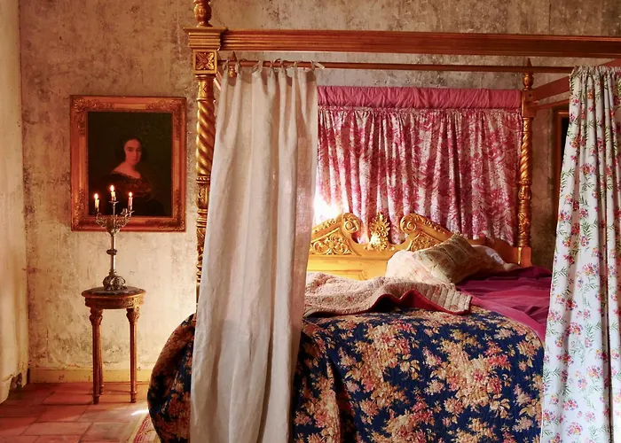 De Gudanes לינה וארוחת בוקר *